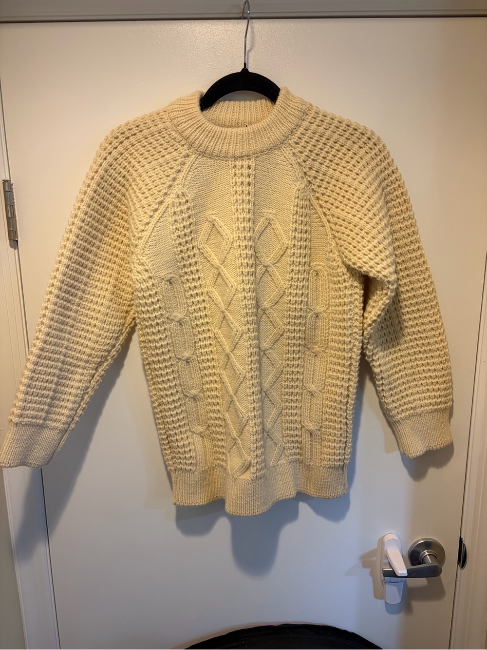 Vintage Irish 100% Wool Chunky Cable Knit Cream Fisherman Sweater